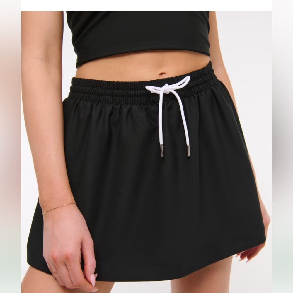 Abercrombie & Fitch Black Mini Skirt with White Drawstring